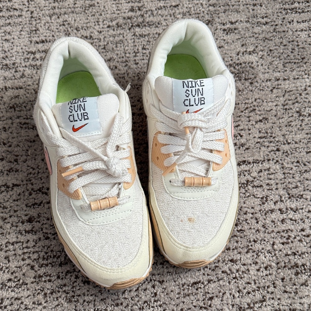 Nike Sun Club White and Peach Sneakers